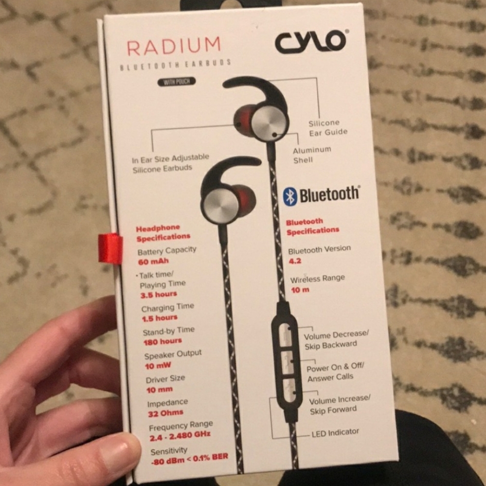 Earbuds - Picture 2 of 3